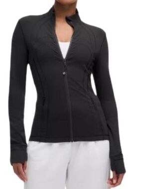 LULULEMON DEFINE RUNNING JACKET SIZE 4